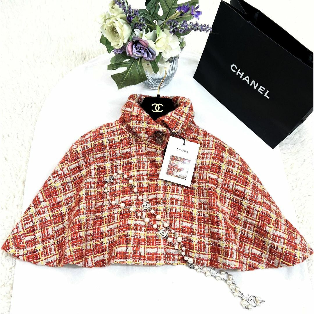 CHANEL(シャネル)の★CHANEL★新品タグ付★ファンタジーツイード★ケープ★ジャケット★コート レディースのジャケット/アウター(ポンチョ)の商品写真