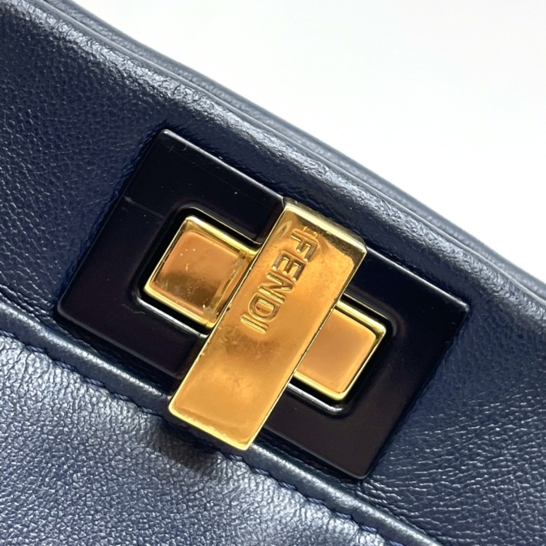 FENDI(フェンディ)のフェンディ ピーカブー スモール レザー バッグ トートバッグ ショルダーバッグ ネイビー レディースのバッグ(トートバッグ)の商品写真