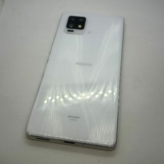 【中古Dランク】au AQUOS zero6 SHG04 ホワイト SIMロック解除済【7日間保証】(スマートフォン本体)