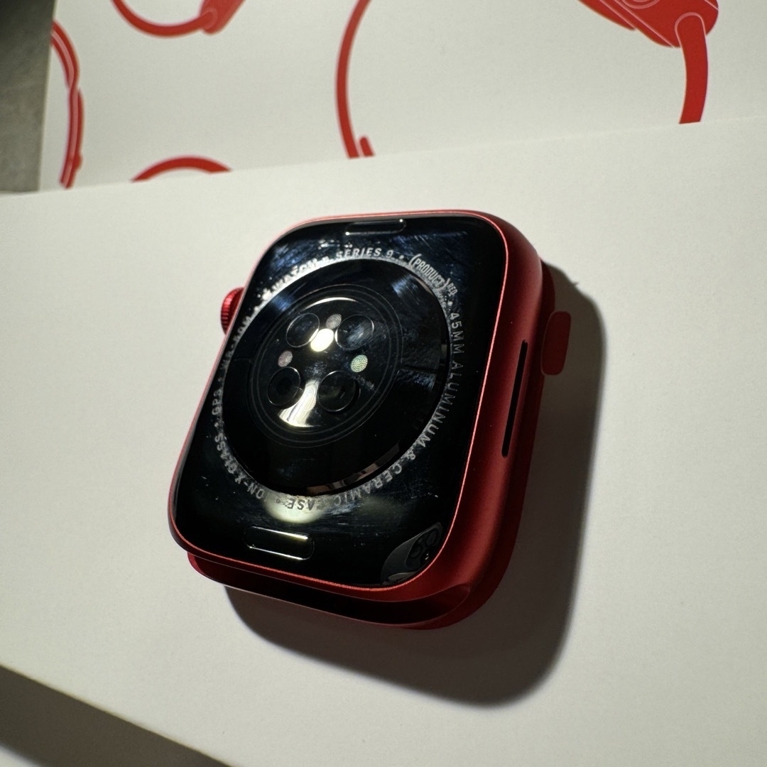 Apple Watch(アップルウォッチ)のApple Watch Series 9 45mm PRODUCT RED スマホ/家電/カメラのスマホアクセサリー(その他)の商品写真