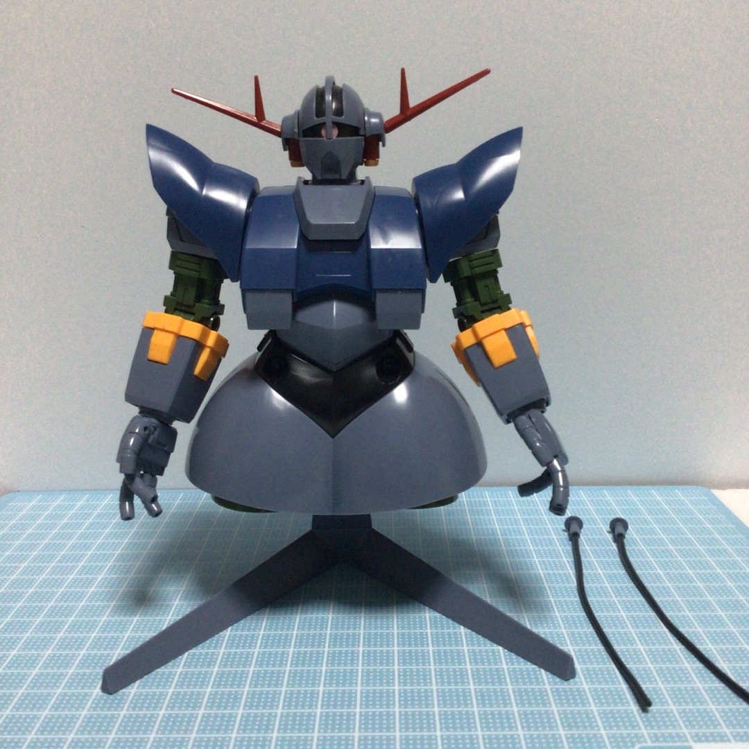 High Grade（BANDAI）(ハイグレード)のジャンク　HGUC 1/144  ジオング　ボール エンタメ/ホビーのおもちゃ/ぬいぐるみ(模型/プラモデル)の商品写真