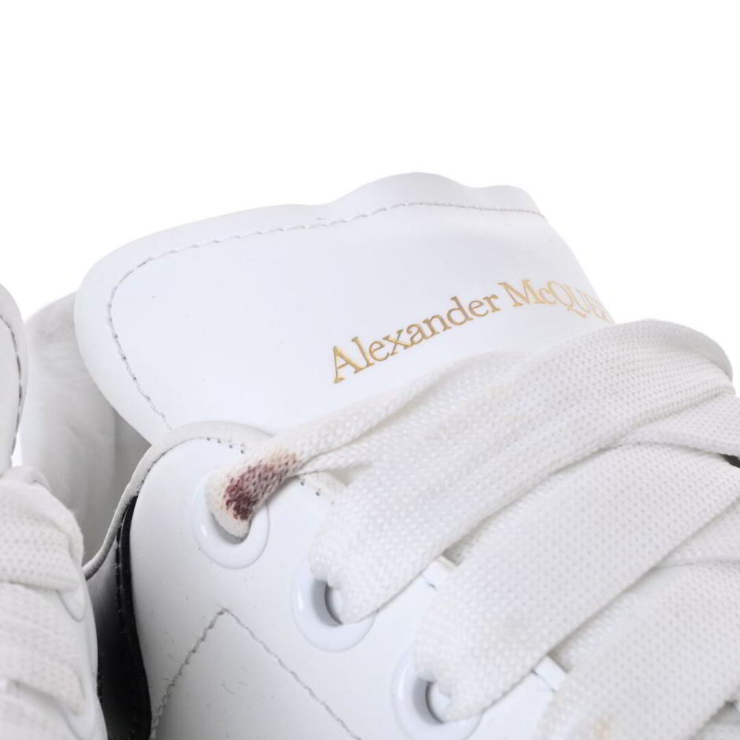Alexander McQueen(アレキサンダーマックイーン)のAlexander McQueen LARY スニーカー レディースの靴/シューズ(サンダル)の商品写真