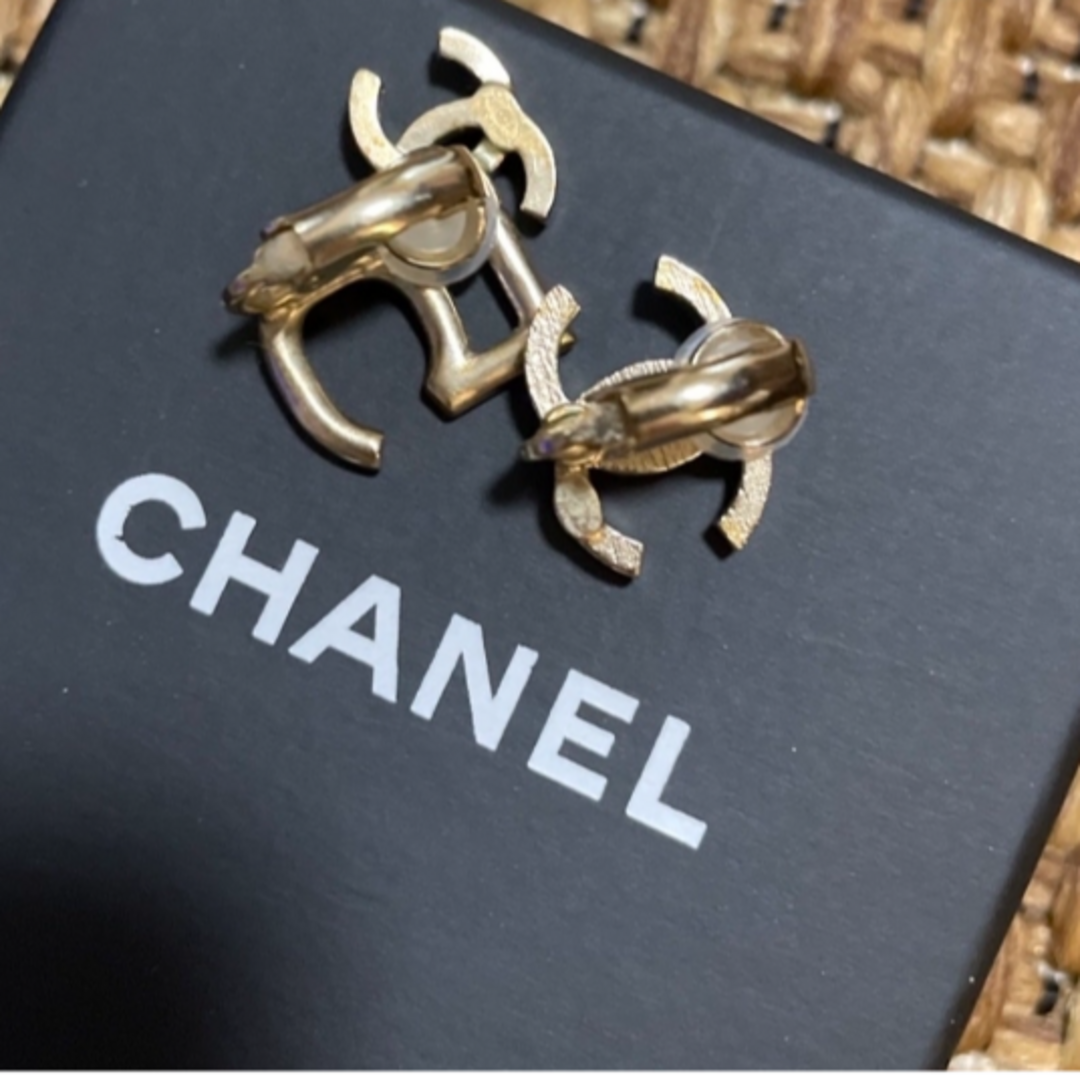 CHANEL(シャネル)のシャネル　イヤリング　美品 レディースのアクセサリー(イヤリング)の商品写真