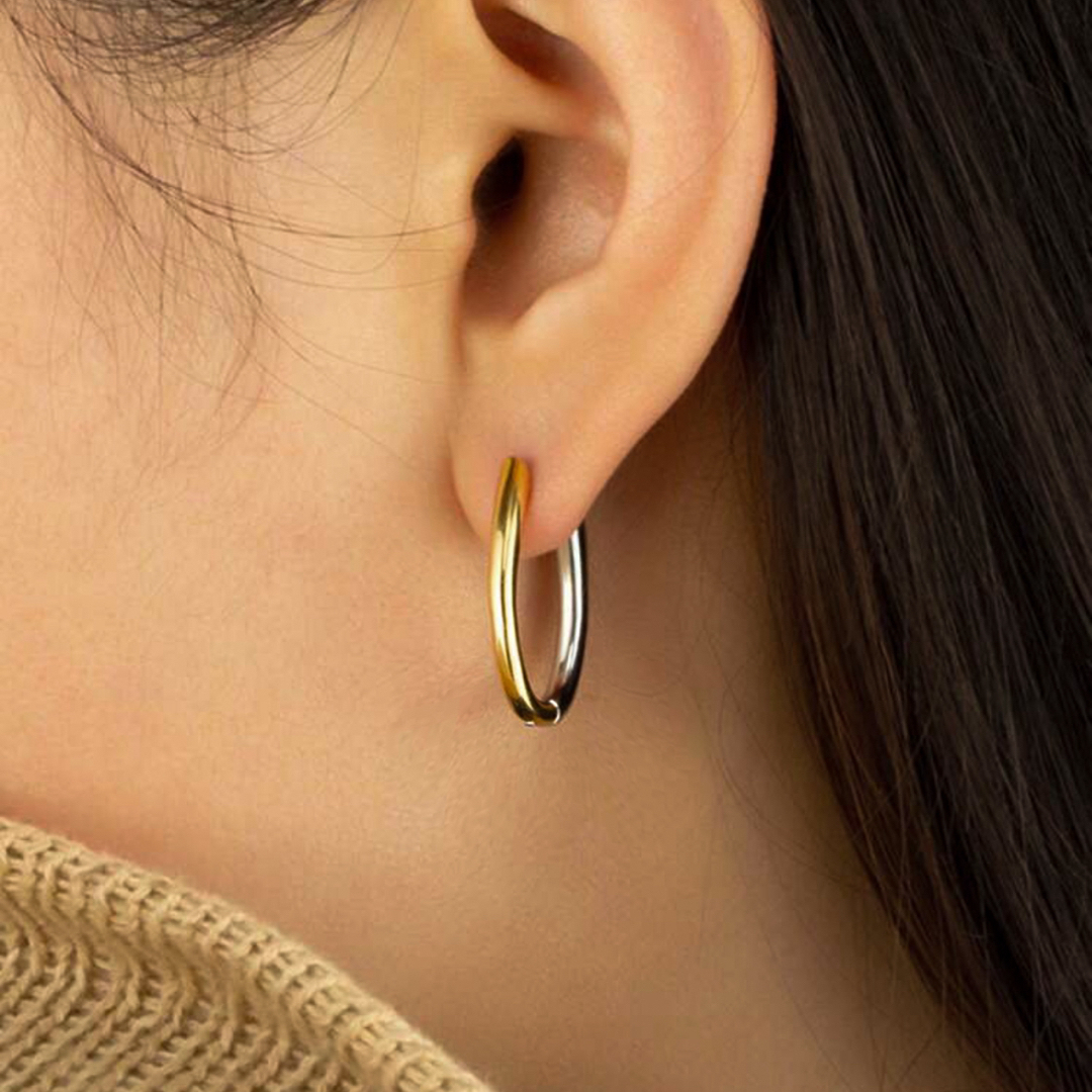 TODAYFUL(トゥデイフル)のContrast thin hoop pierce No.1181 レディースのアクセサリー(ピアス)の商品写真