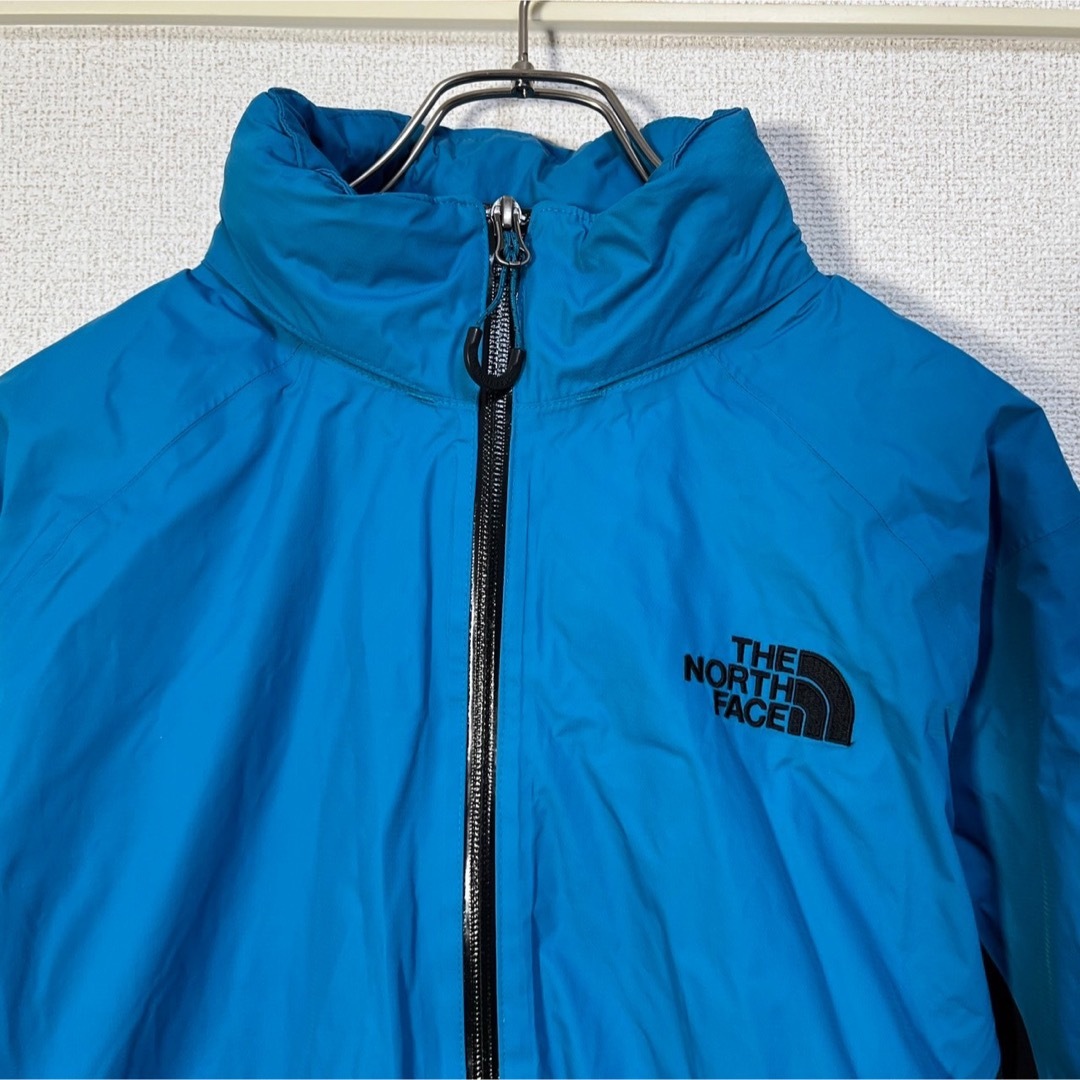 THE NORTH FACE(ザノースフェイス)の【ノースフェイス】マウンテンパーカー　ブルー黒ブラック　刺繍ハイベント２R メンズのジャケット/アウター(マウンテンパーカー)の商品写真