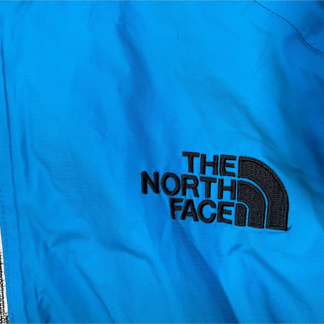 THE NORTH FACE(ザノースフェイス)の【ノースフェイス】マウンテンパーカー　ブルー黒ブラック　刺繍ハイベント２R メンズのジャケット/アウター(マウンテンパーカー)の商品写真