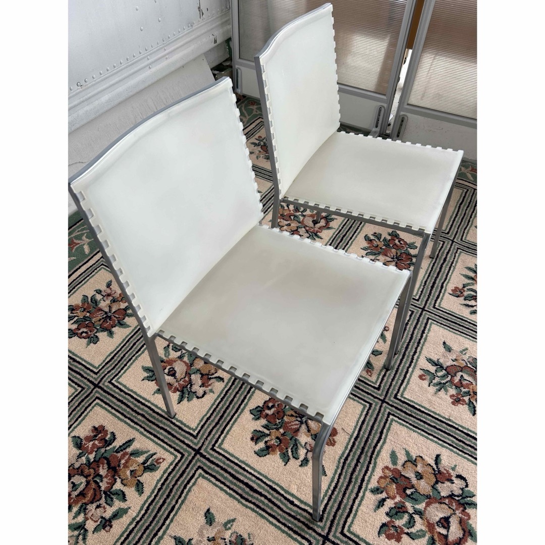 ニトリ(ニトリ)のニトリ　アンティーク　ダイニングチェア　椅子　おしゃれ　かわいい　白　ホワイト インテリア/住まい/日用品の椅子/チェア(ダイニングチェア)の商品写真