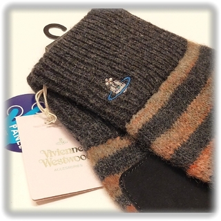 ヴィヴィアンウエストウッド(Vivienne Westwood)のセール★㉖新品【ヴィヴィアンウエストウッド】スマホ対応 メンズ 手袋　羊革 毛(手袋)