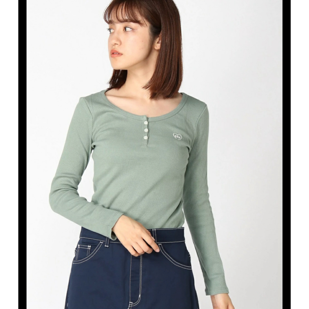 GAP(ギャップ)のgap リブヘンリーネックカットソー　グリーン レディースのトップス(カットソー(長袖/七分))の商品写真