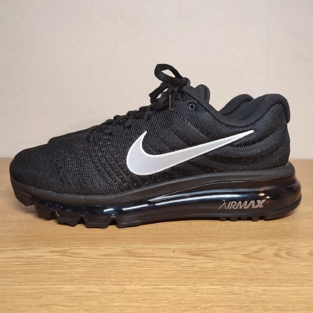 NIKE(ナイキ)の★極美品 大人気 NIKE AIR MAX 2017 24 レディースの靴/シューズ(スニーカー)の商品写真