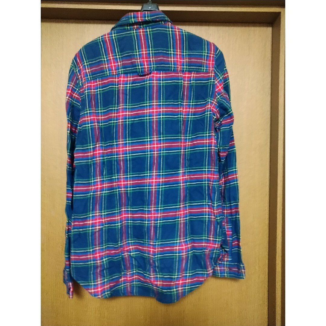 Abercrombie&Fitch(アバクロンビーアンドフィッチ)のL0318 アバクロ　チェック　ネルシャツ　青色　レディース　Lサイズ　古着 レディースのトップス(シャツ/ブラウス(長袖/七分))の商品写真