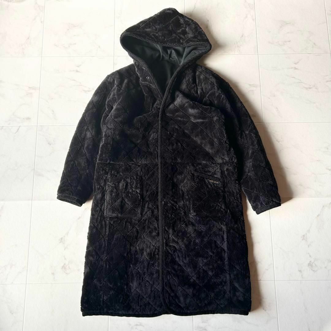 LAVENHAM(ラベンハム)のLAVENHAM  リバーシブルキルティングコート　黒　ボア　34 レディースのジャケット/アウター(ブルゾン)の商品写真