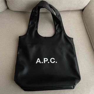 APC スモール　レザートートバッグ