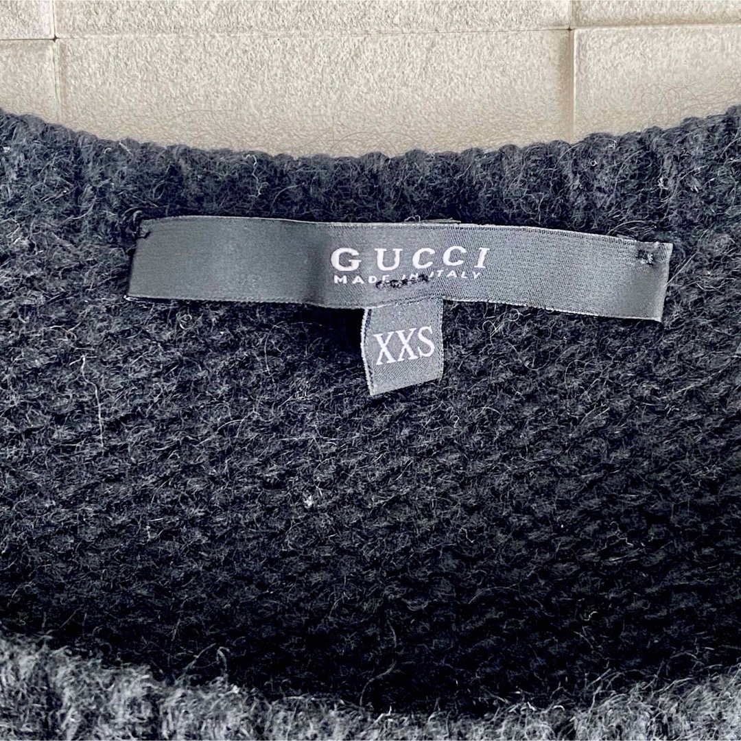 Gucci(グッチ)の【美品】グッチ GUCCI 黒 カシミアウール混 ニット半袖セーター レディースのトップス(ニット/セーター)の商品写真