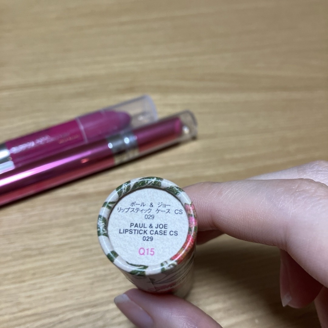 REVLON(レブロン)の青みピンクのリップ コスメ/美容のベースメイク/化粧品(口紅)の商品写真