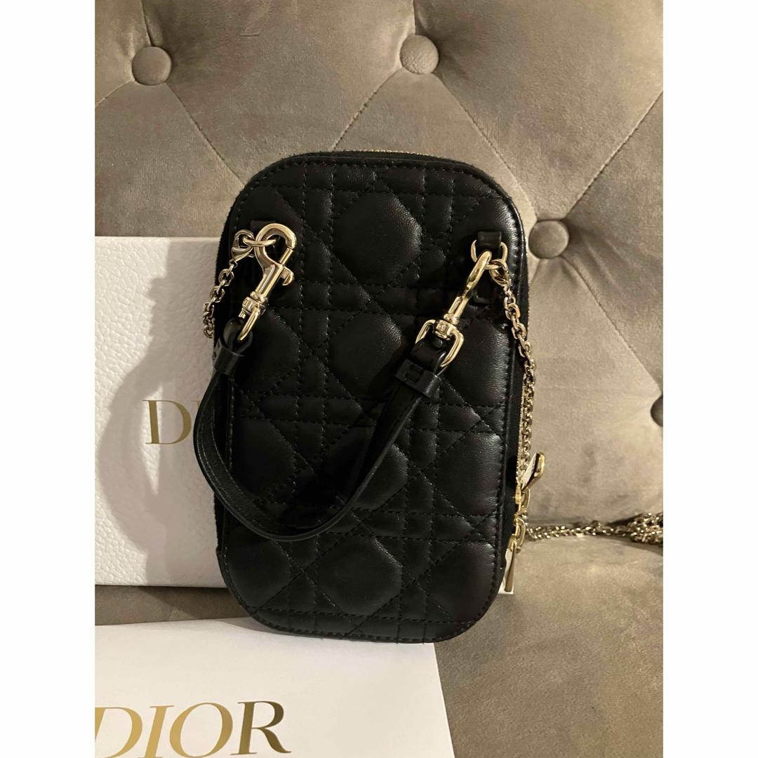 Christian Dior(クリスチャンディオール)のdior フォンホルダー DIOR レディースのバッグ(ショルダーバッグ)の商品写真