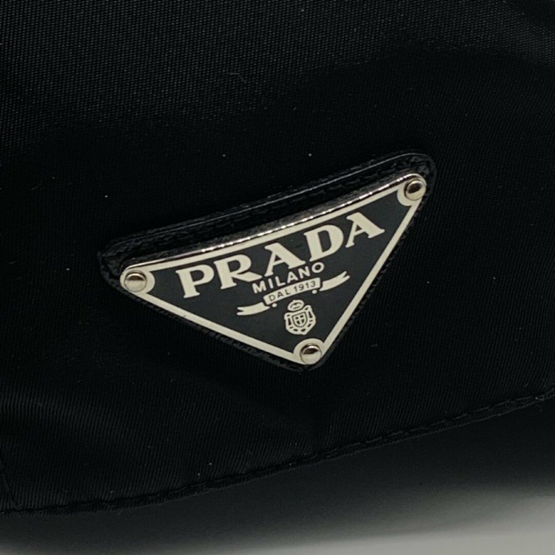 PRADA(プラダ)のPRADA プラダ ナイロン ベースボールキャップ ブラック サイド三角プレート Size L メンズの帽子(キャップ)の商品写真