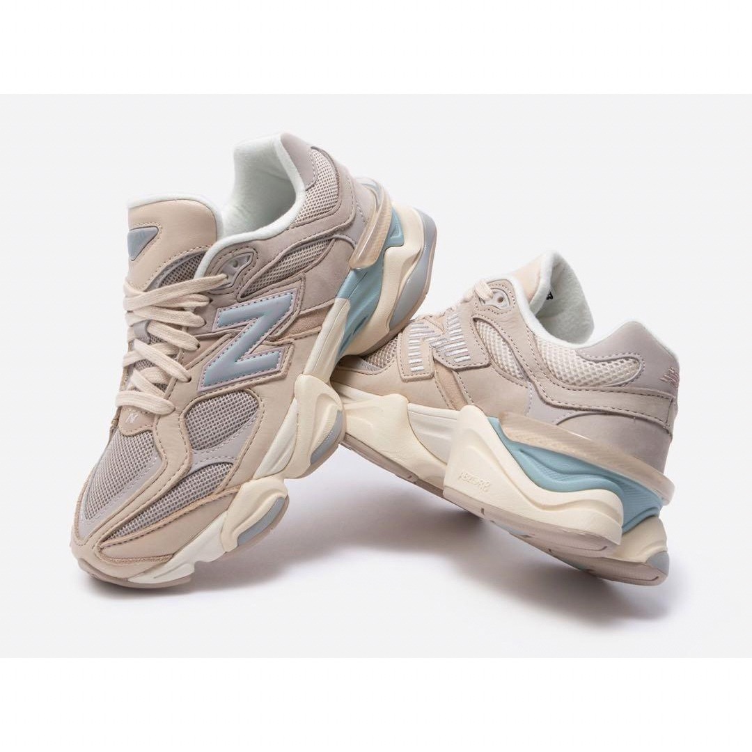 New Balance(ニューバランス)の【希少】New Balance 9060 "Beige" 27.5cm メンズの靴/シューズ(スニーカー)の商品写真