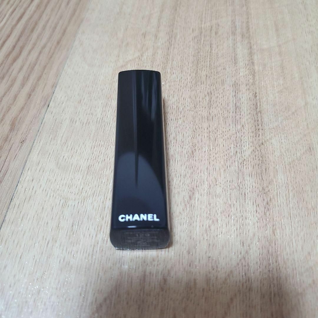 CHANEL(シャネル)の未使用　CHANEL　シャネル ルージュ アリュール 129 ピンク　リップ コスメ/美容のベースメイク/化粧品(口紅)の商品写真