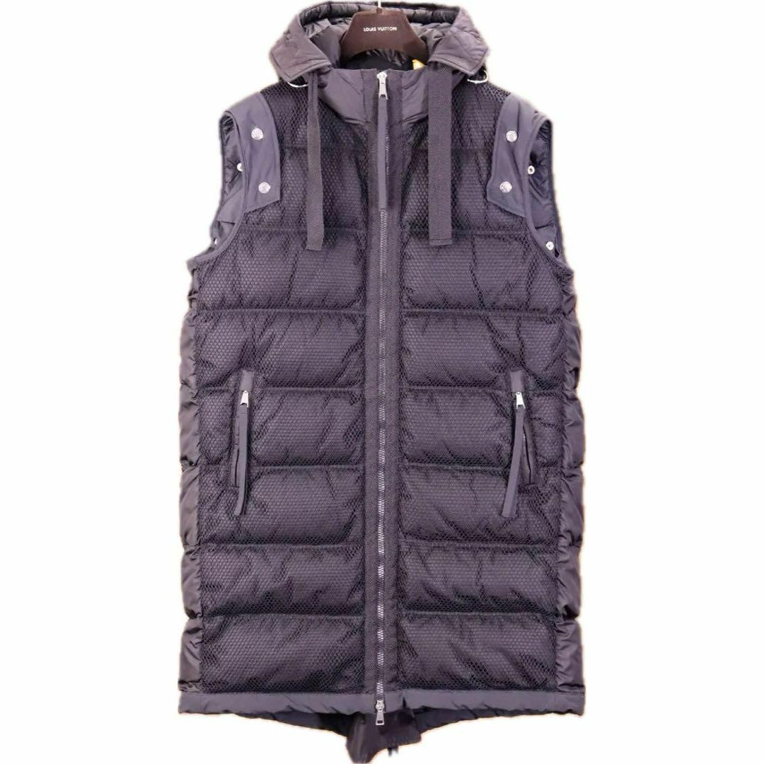 MONCLER(モンクレール)の本物新品未使用　モンクレール 1952×ヴァレクストラ  ロングダウンコート レディースのジャケット/アウター(ダウンコート)の商品写真