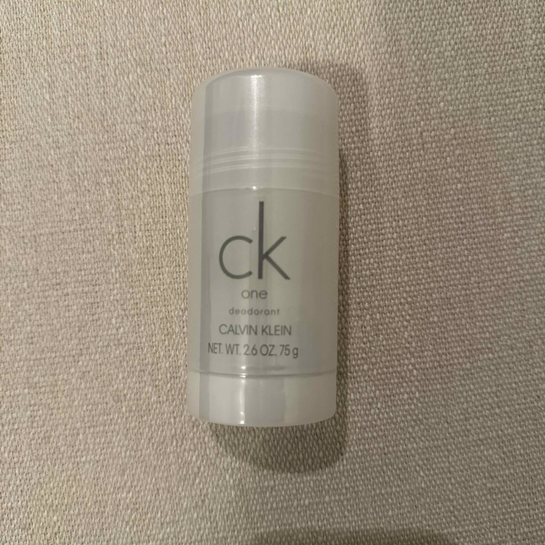 ck Calvin Klein(シーケーカルバンクライン)の◎新品未開封◎ ck one デオドラントスティック コスメ/美容の香水(ユニセックス)の商品写真