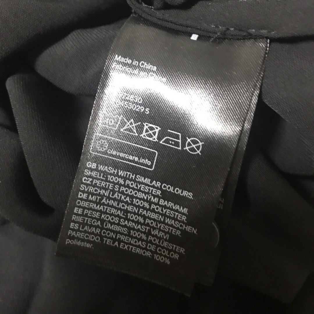 H&M(エイチアンドエム)の未使用タグ付き　エイチアンドエム　レディース　サイズ40 レディースのワンピース(ロングワンピース/マキシワンピース)の商品写真