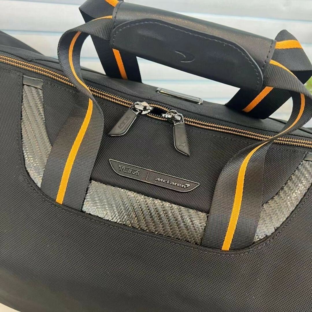 TUMI(トゥミ)のTUMI I MCLAREN「M-テック」ソフト サチェル メンズのバッグ(バッグパック/リュック)の商品写真