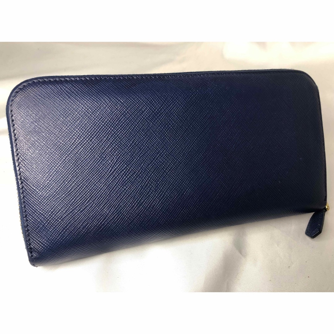 PRADA(プラダ)の超美品PRADA プラダ 長財布 ラウンドファスナー BLUETTE #2 レディースのファッション小物(財布)の商品写真