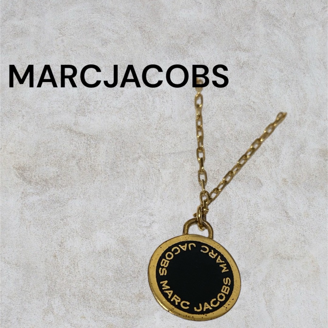 MARC JACOBS(マークジェイコブス)のMARC JACOBS LOGO DISC ENAMELネックレス レディースのアクセサリー(ネックレス)の商品写真