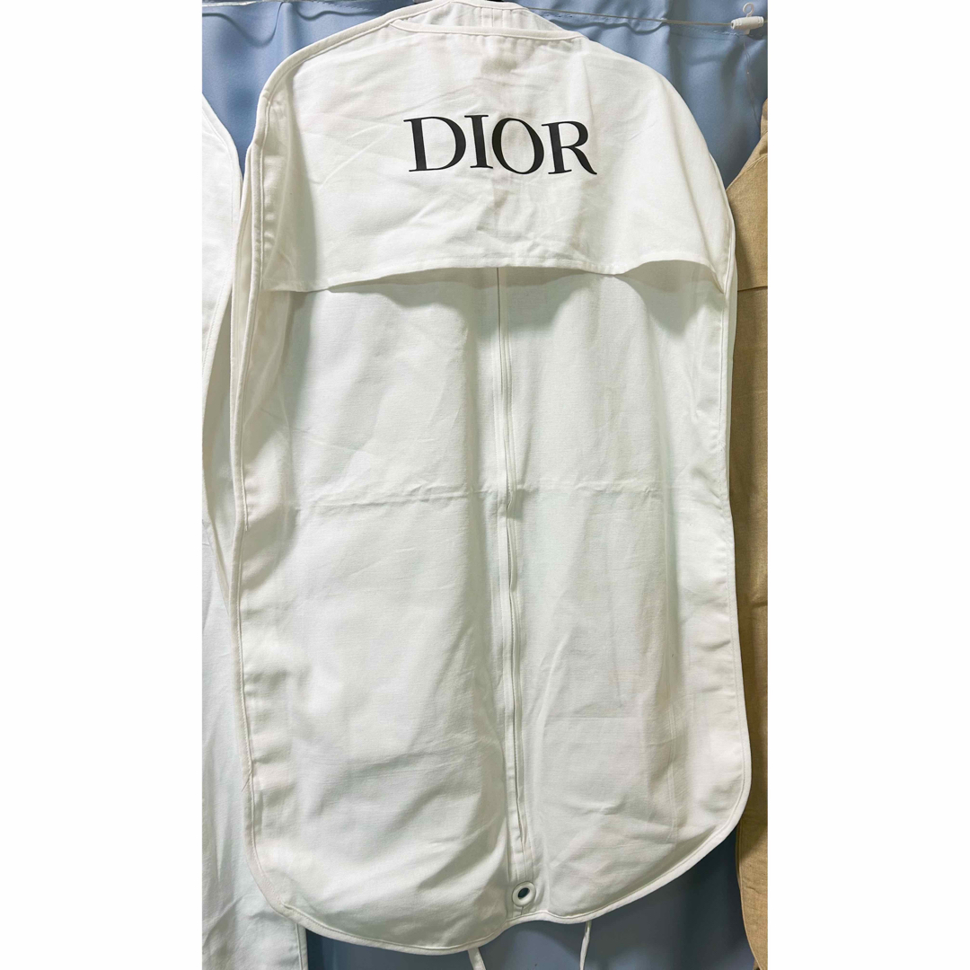 DIOR 衣装カバー　ハンガーの3点セット　リボンおまけ付き！ レディースのファッション小物(その他)の商品写真