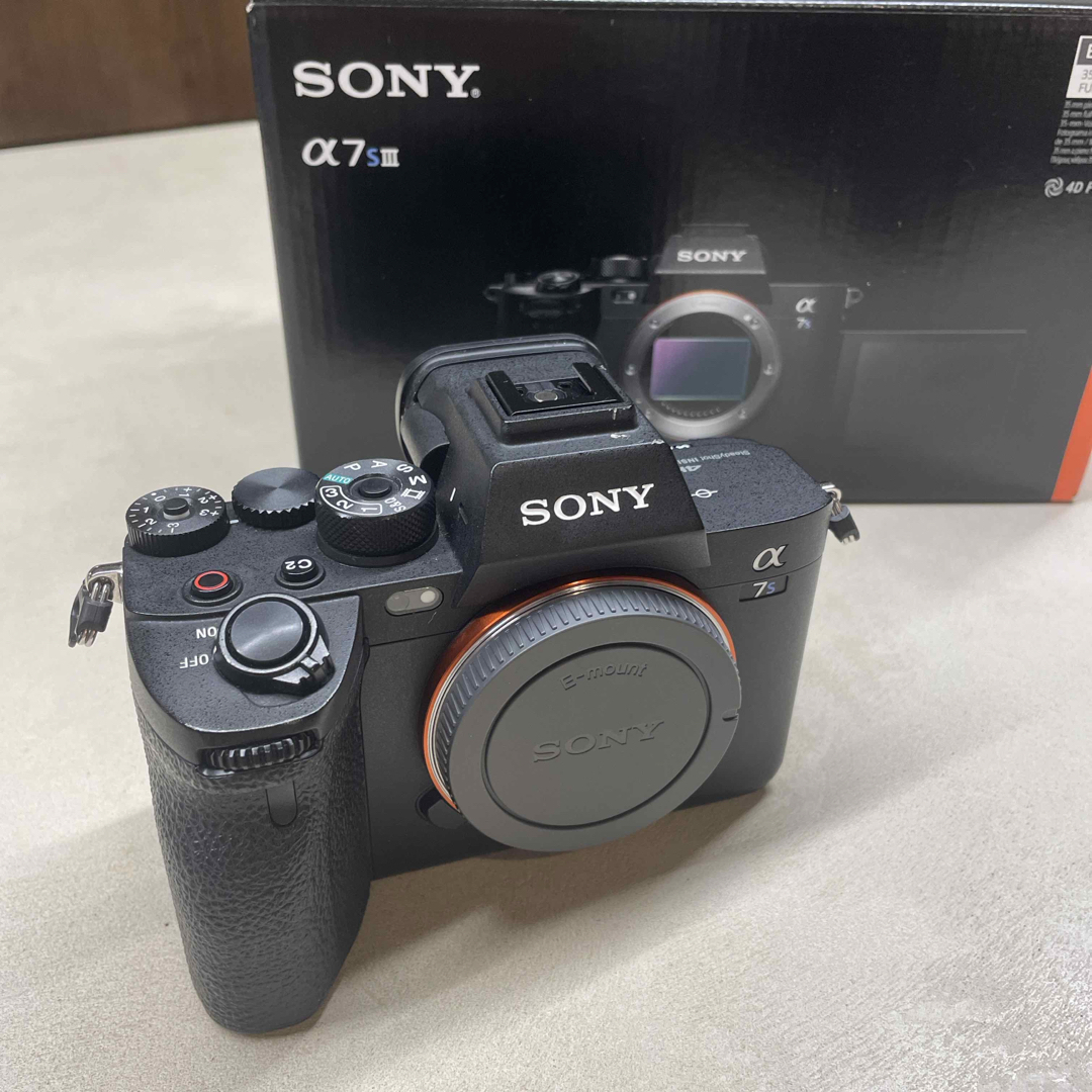 SONY(ソニー)の【ひろかわさま専用】Sony α7sIII ILCE-7SM3 スマホ/家電/カメラのカメラ(デジタル一眼)の商品写真