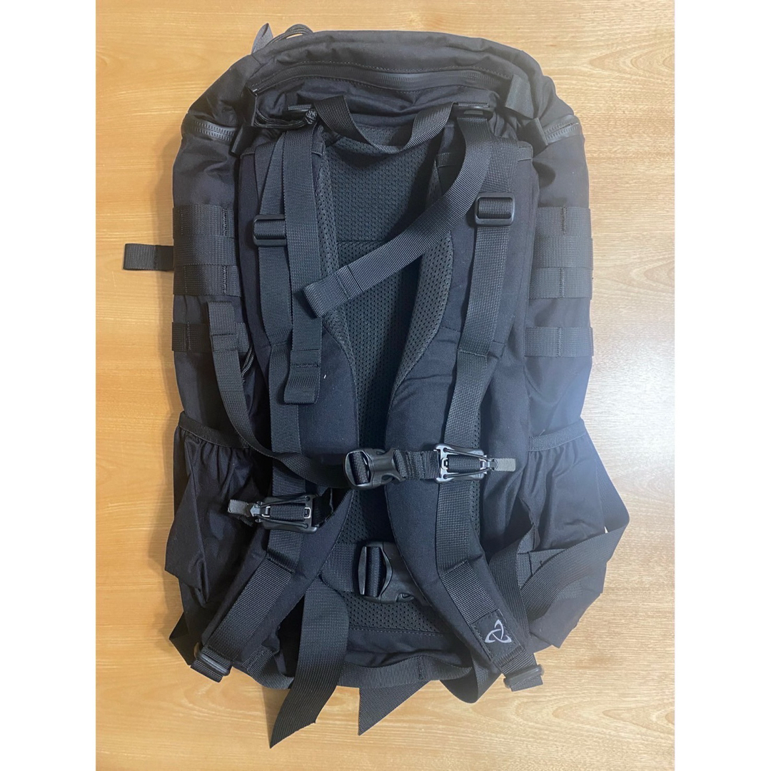 東芝(トウシバ)の 2day assault ミステリーランチ　リュック メンズのバッグ(バッグパック/リュック)の商品写真