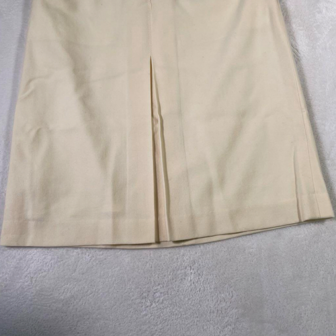 INCOTEX(インコテックス)の【INCOTEX】ウール素材インバーテッドスカート 膝丈 38サイズ レディースのスカート(ひざ丈スカート)の商品写真