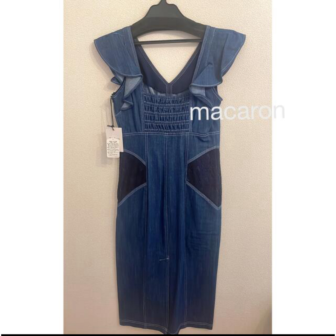 Her lip to(ハーリップトゥ)のRuffled Shoulder Denim Midi Dress レディースのワンピース(ひざ丈ワンピース)の商品写真