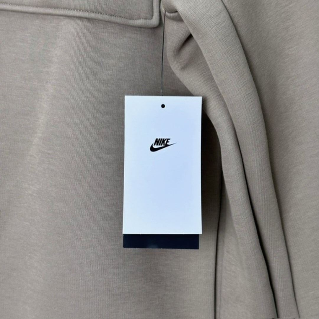 NIKE(ナイキ)のナイキ NIKE TECH FLEECE BLAZER  XL ベージュ メンズのジャケット/アウター(カバーオール)の商品写真