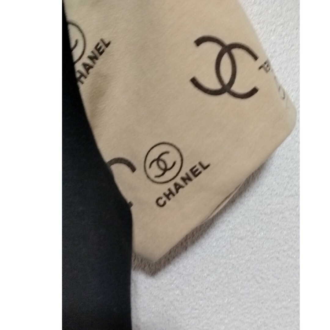 CHANEL(シャネル)のCHANEL シャネル スタッズ ティーシャツ ラメ ロゴ Tシャツ ブラックS レディースのトップス(Tシャツ(半袖/袖なし))の商品写真