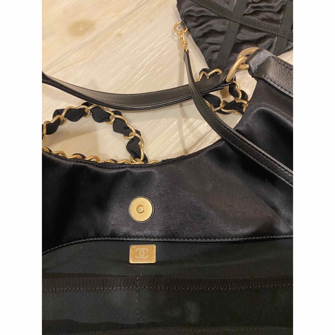 CHANEL(シャネル)の美品⭐︎シャネルChanel ナイロンマキシショッピングバッグ22S レディースのバッグ(トートバッグ)の商品写真