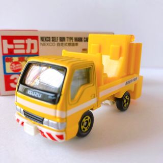 タカラトミー(Takara Tomy)のトミカ36【NEXCO自走式標識車】(ミニカー)