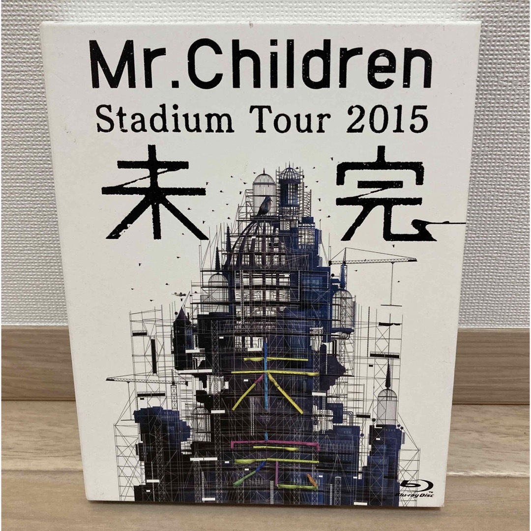Mr．Children　Stadium　Tour　2015　未完 Blu-ray エンタメ/ホビーのDVD/ブルーレイ(ミュージック)の商品写真
