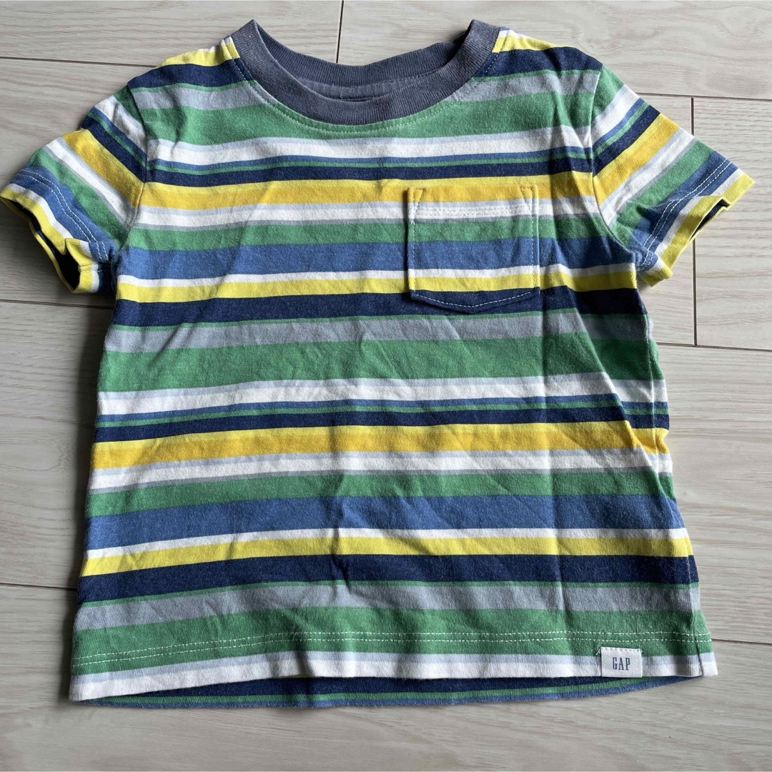 GAP(ギャップ)のTシャツ　90cm GAP UNIQLO 男児 キッズ/ベビー/マタニティのキッズ服男の子用(90cm~)(Tシャツ/カットソー)の商品写真