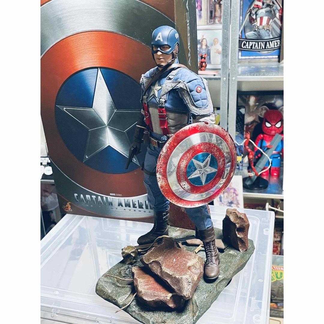 Hot Toys(ホットトイズ)のhot toys キャプテンアメリカ　（ファーストアベンジャー） エンタメ/ホビーのフィギュア(アメコミ)の商品写真