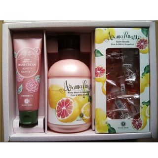 ハウスオブローゼ 　Bath & Body Care Set　３点セット