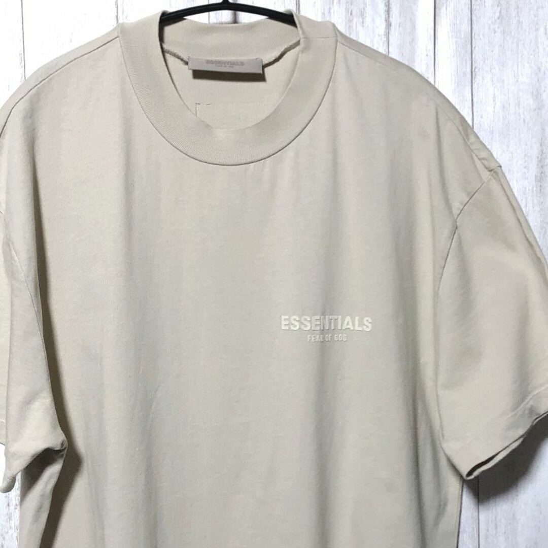 フィアオブゴッド エッセンシャルズ Tシャツ M FOG ESSENTIALS メンズのトップス(Tシャツ/カットソー(半袖/袖なし))の商品写真