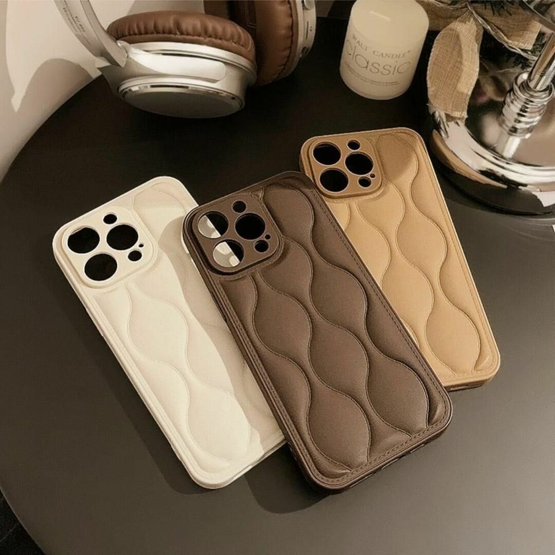 韓国デザイン♡淡色　plump brown iphoneケース　なみなみ カバー スマホ/家電/カメラのスマホアクセサリー(iPhoneケース)の商品写真