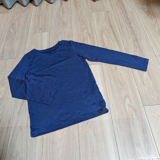 ユニクロ(UNIQLO)のユニクロ　UNIQLO130　ヒートテック　長袖　ネイビー(下着)