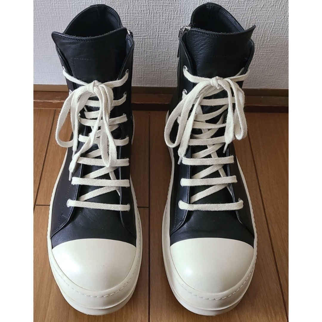 Rick Owens(リックオウエンス)の美品　RICK OWENS レザーハイカットスニーカー ラモーンズ 44 メンズの靴/シューズ(スニーカー)の商品写真