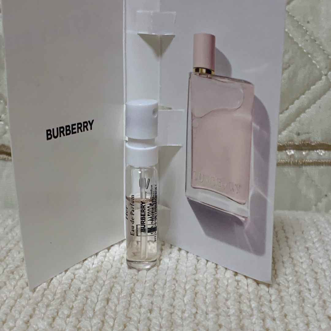 BURBERRY(バーバリー)のBurberry バーバリー ハー オードパルファム   サンプル コスメ/美容の香水(香水(女性用))の商品写真