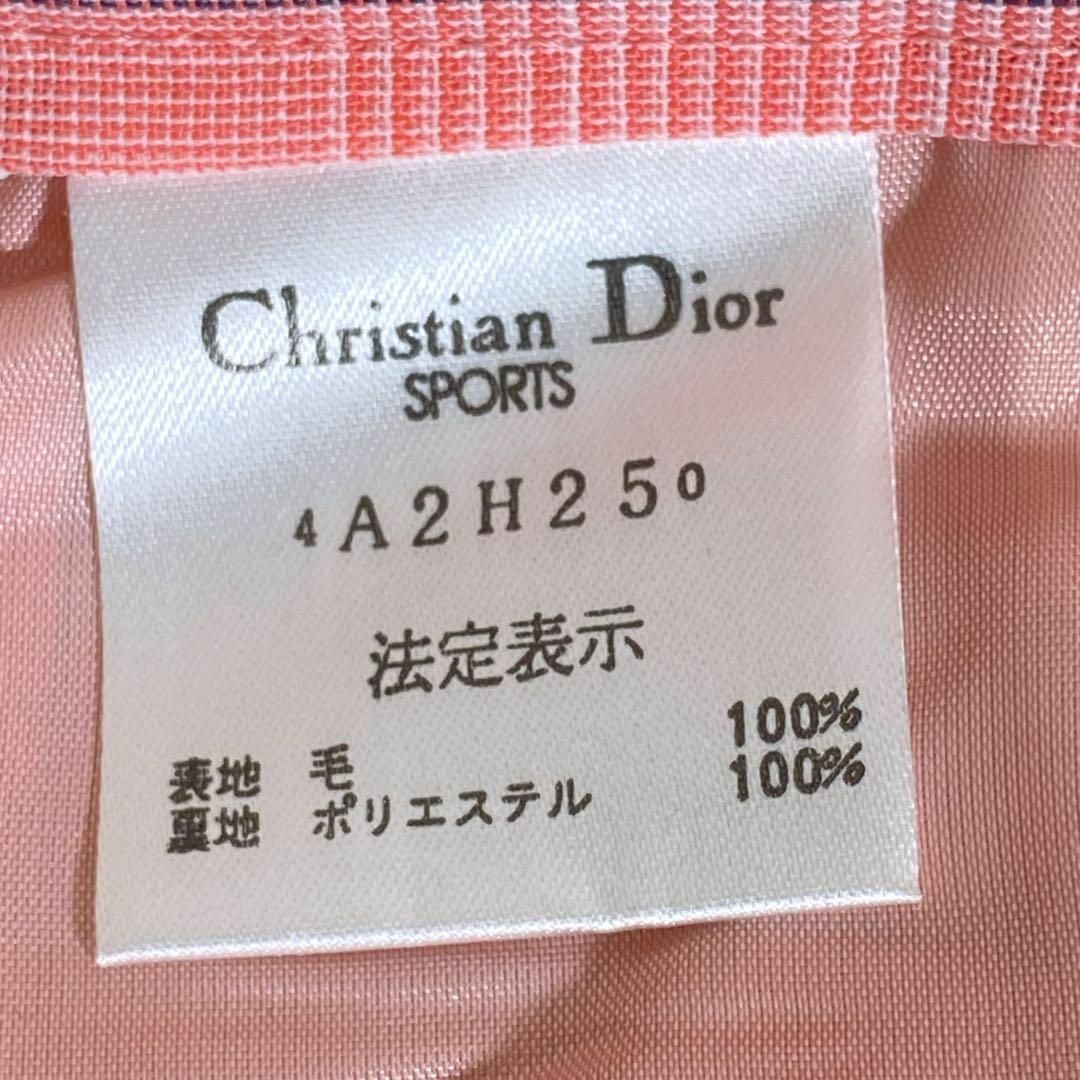 Christian Dior(クリスチャンディオール)の美品　クリスチャンディオール　ショートパンツ　ハーフパンツ　スポーツ　ゴルフ　L レディースのパンツ(ショートパンツ)の商品写真