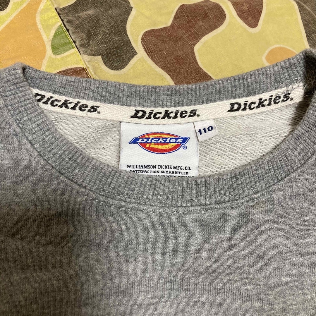 Dickies(ディッキーズ)のdickes スウェット トレーナー カモフラ ジャケット 110cm キッズ/ベビー/マタニティのキッズ服男の子用(90cm~)(Tシャツ/カットソー)の商品写真