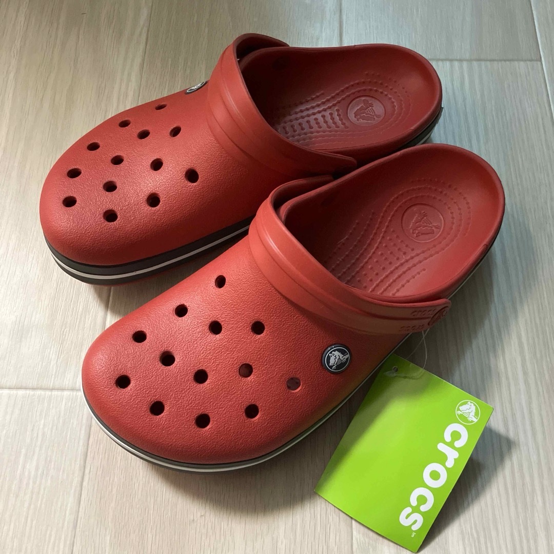 crocs(クロックス)の新品 26cm クロックス クロックバンド レッド メンズの靴/シューズ(サンダル)の商品写真